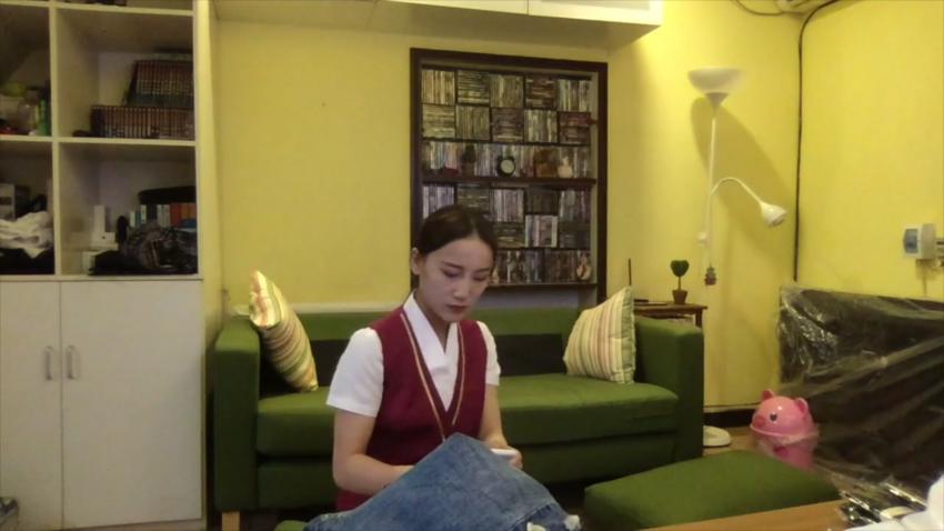 重磅泄密，网红女神最新流出，极品黑色妖姬